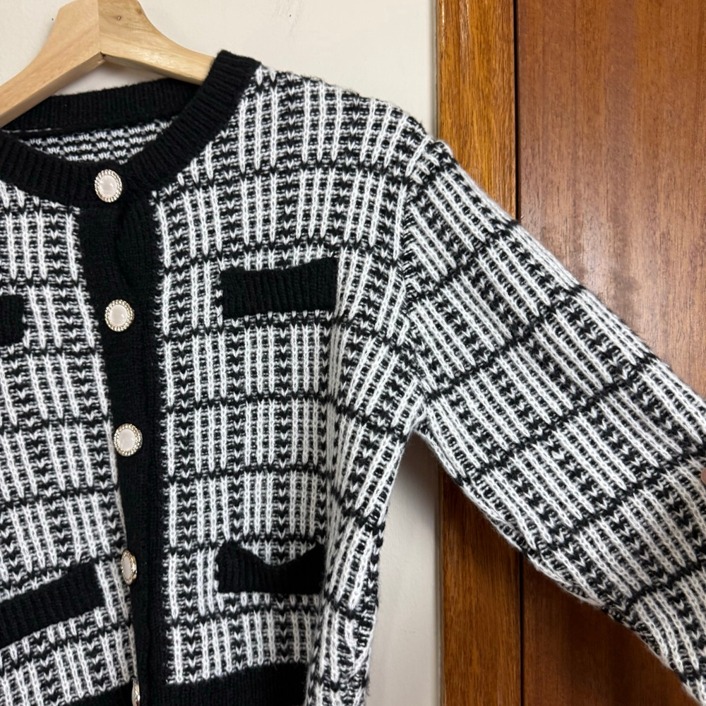 NWT Cardigan Women Size Medium Black and White Knit Crochet Cropped Button-up - Picture 9 of 16